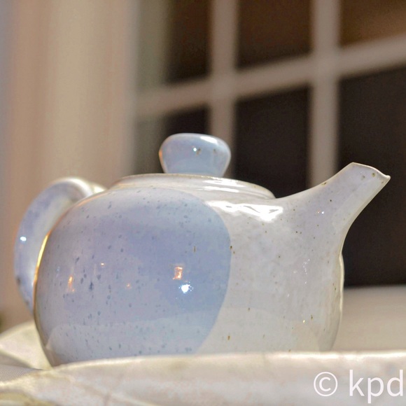 Vintage Blue Japanese Teapot - Picture 5 of 7